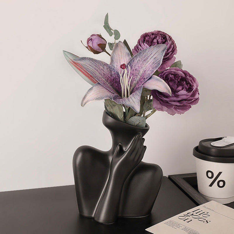 Sonae Modern Ceramic Vase
