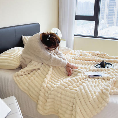 Cozy Flannel Sofa Blanket - Ultra Soft Throw for Couch or Bed