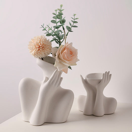 Sonae Modern Ceramic Vase